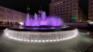 foto de la fuente ornamental plaza del ayuntamiento de valencia